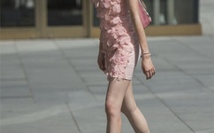 欧洲一卡2卡三卡4卡网站国色天香